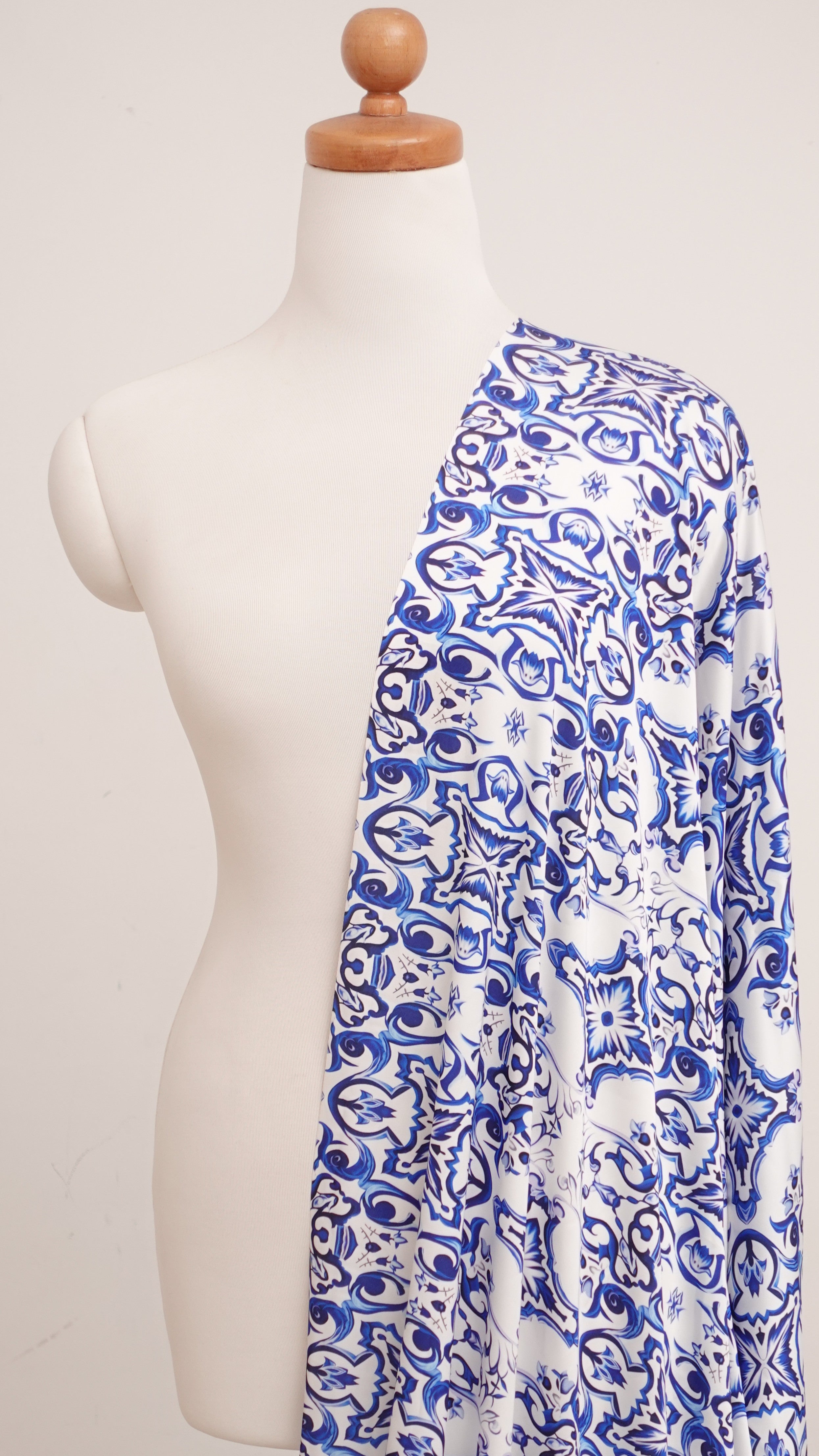 coupon 3 metres | tissu satin de soie | été / printemp pour robe | Prix pour le coupon entier