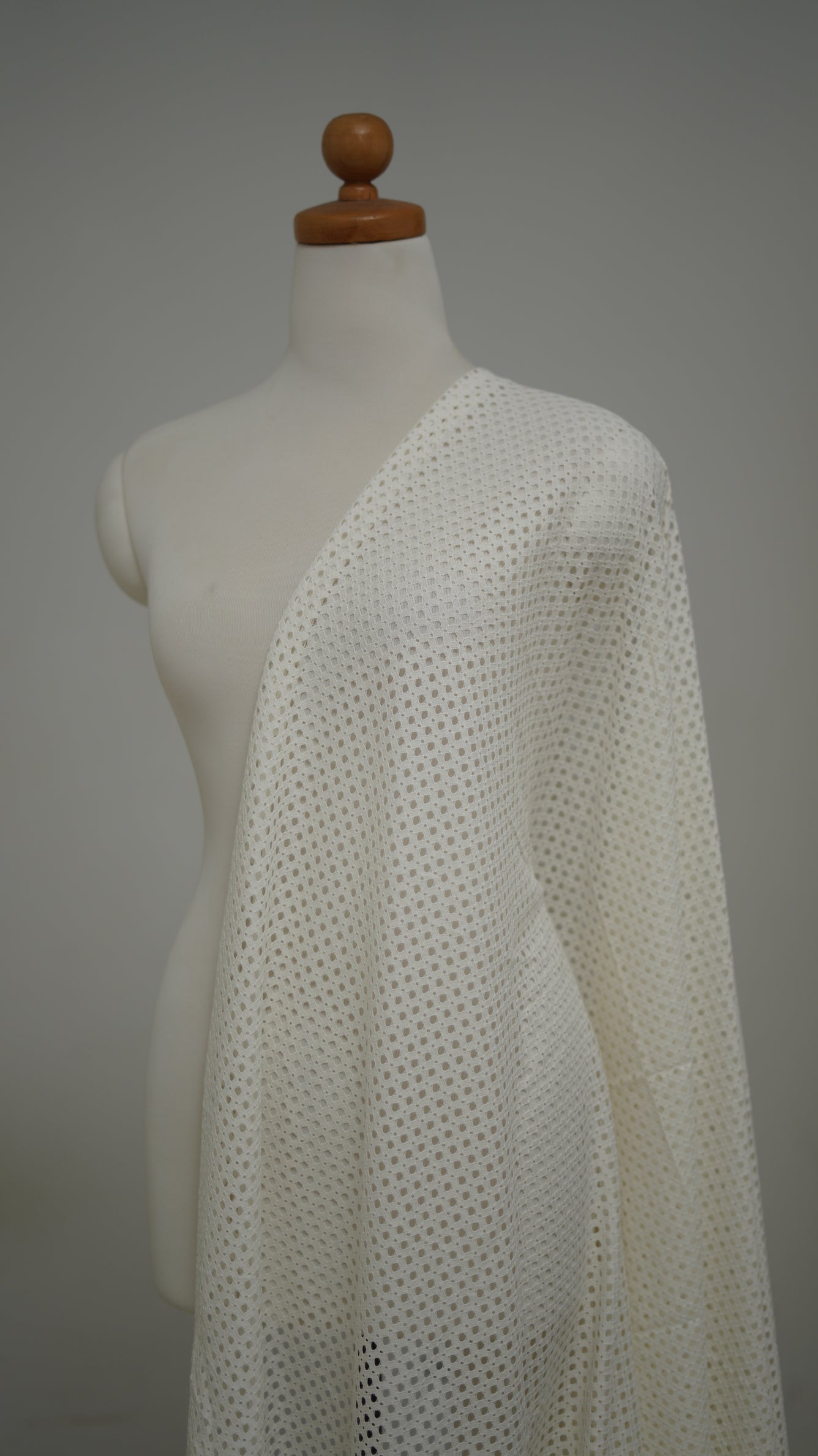 coupon 2 metres | tissu broderie anglaise