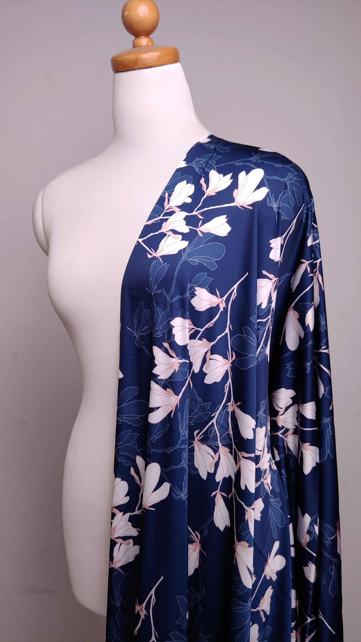 coupon 3 metres | tissu satin de soie| tissu pour robe ou chemise | été / printemp | Prix pour le coupon entier
