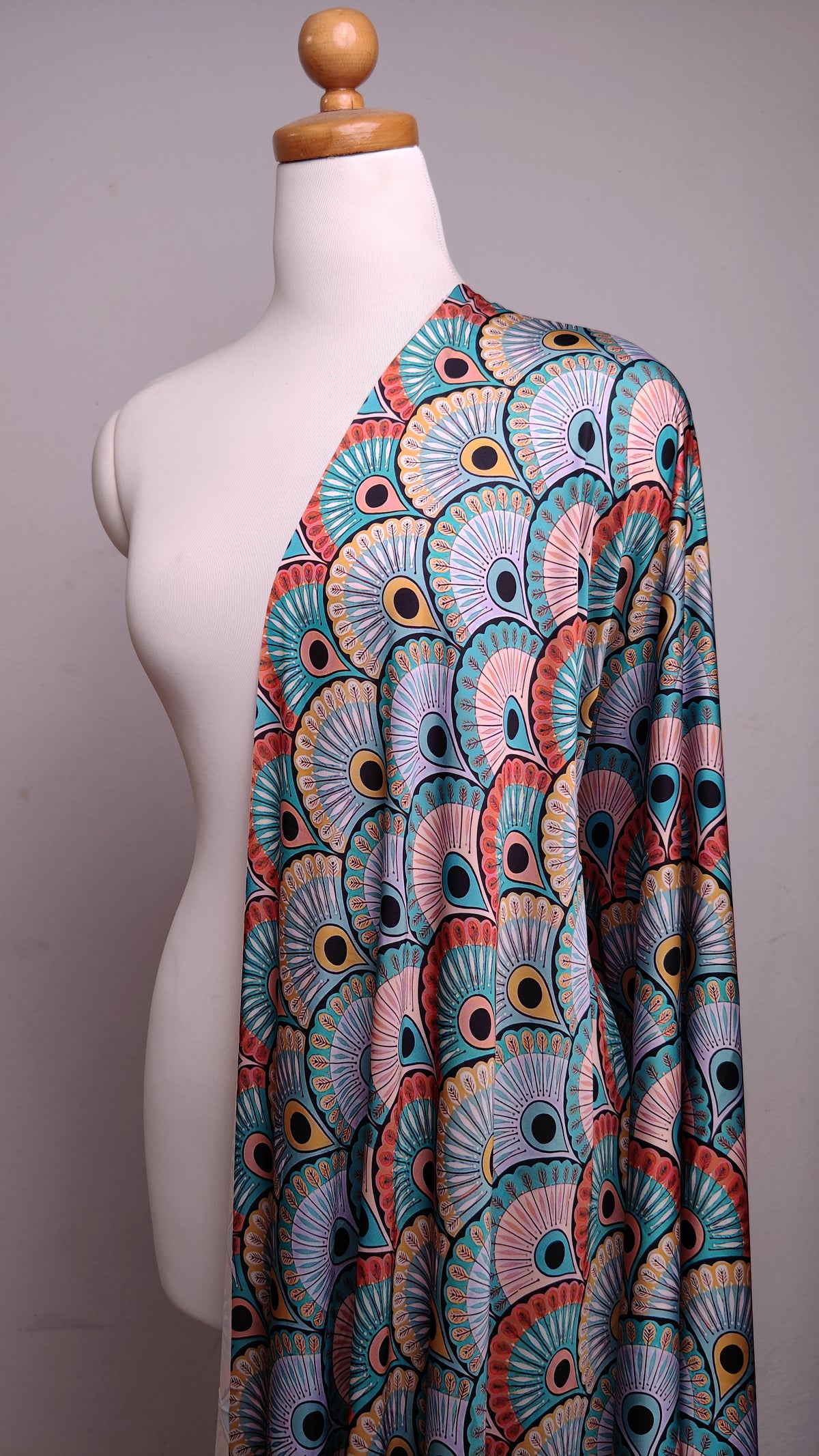 coupon 3 metres | tissu satin de soie| tissu pour robe ou chemise | été / printemp | Prix pour le coupon entier