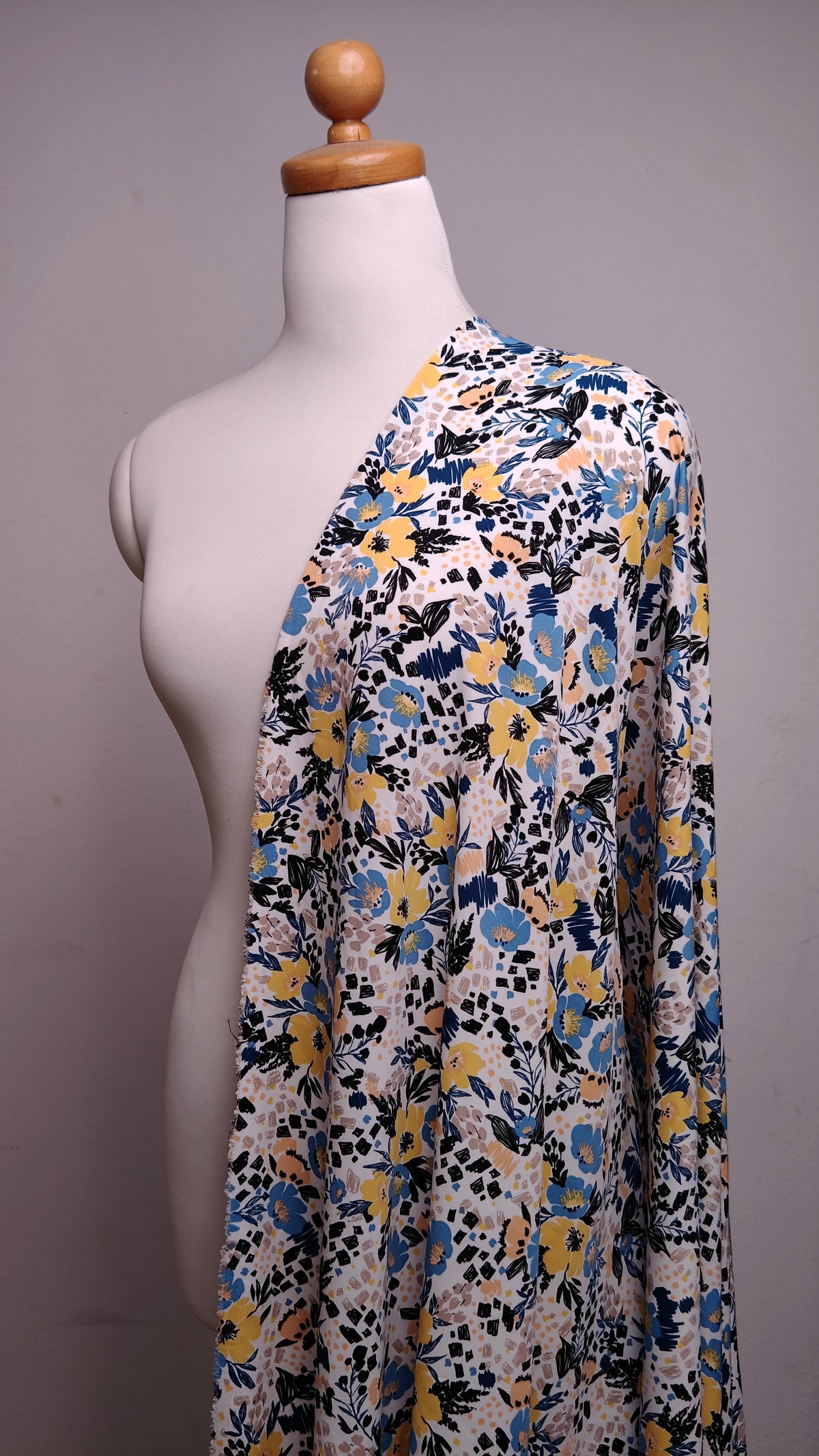 coupon 3 metres | tissu viscosse | tissu pour robe ou chemise | été / printemp | Prix pour le coupon entier