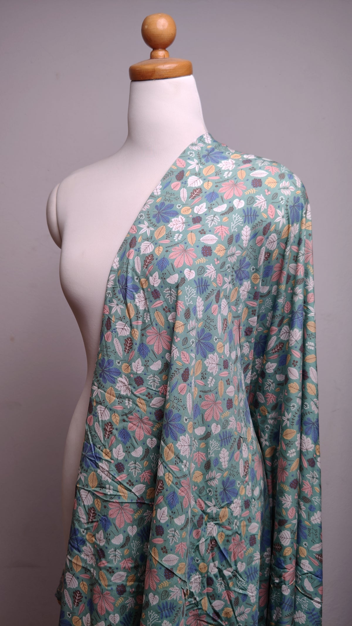 coupon 3 metres | tissu viscosse | tissu pour robe ou chemise | été / printemp | Prix pour le coupon entier