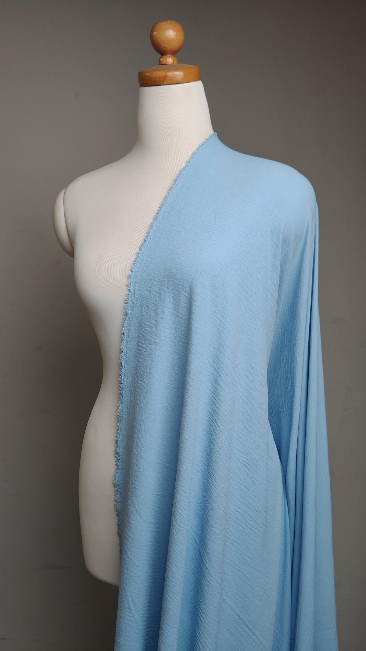 tissu pour robe | qualitée : tissu froissée | coupon 3 metres | Prix pour le coupon entier
