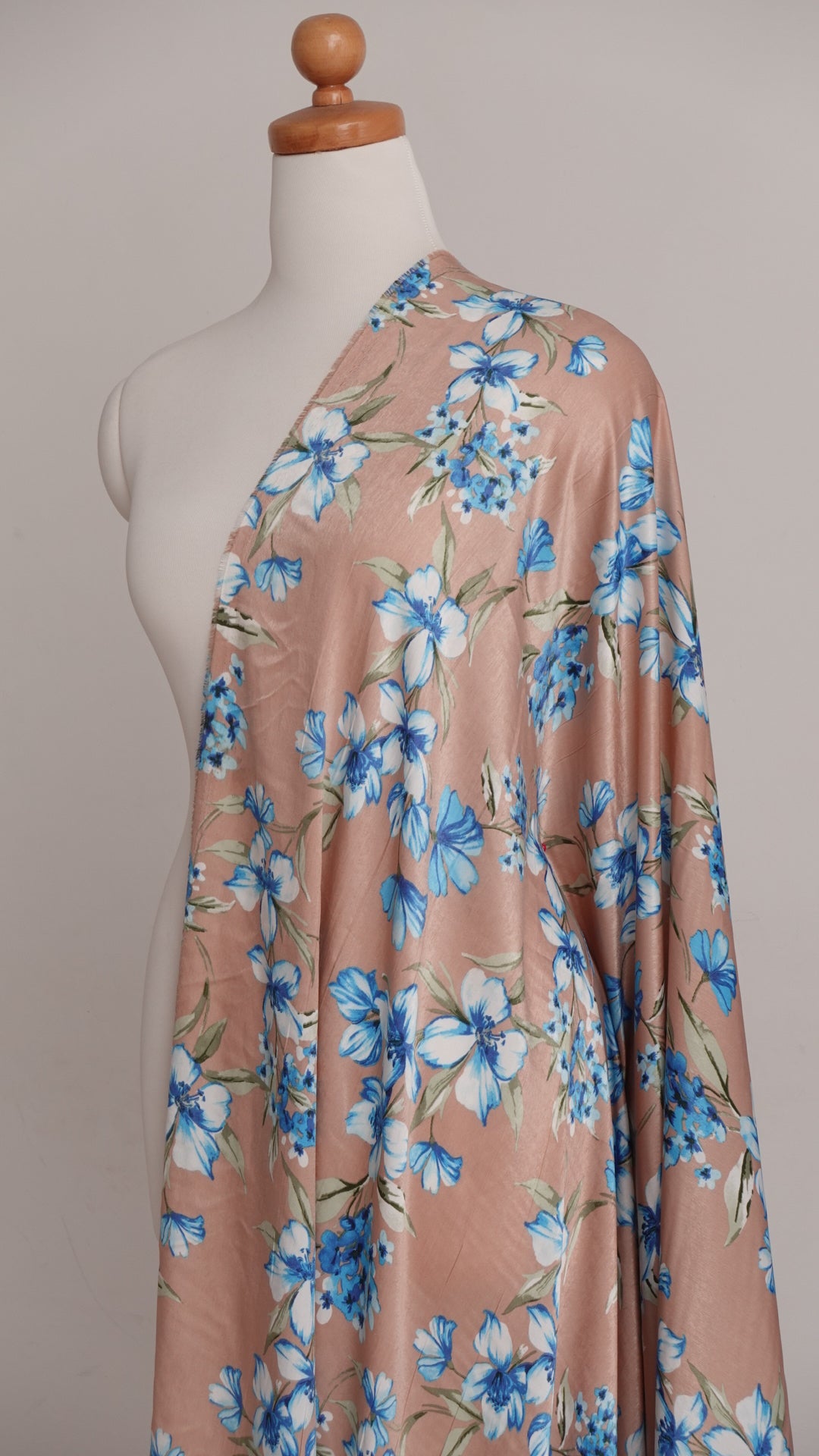 coupon 3 metres | tissu satin de soie | été / printemp pour robe | Prix pour le coupon entier